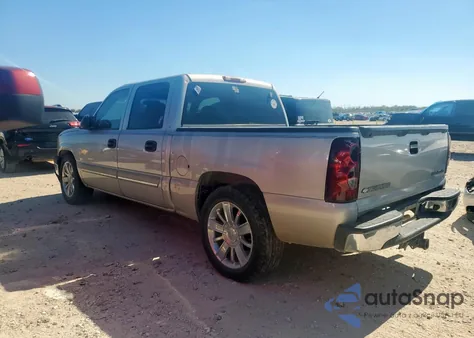 2005 Chevrolet Silverado C1500 from USA, damaged, VIN 2GCEC13T551141022